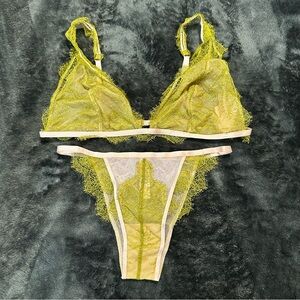 Victoria’s Secret Set